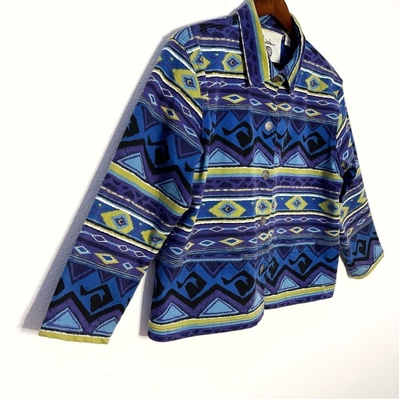Chicos Anniversary Collection Southwestern Aztec Denim Jacket Size 2 or L - Picture 2 of 10